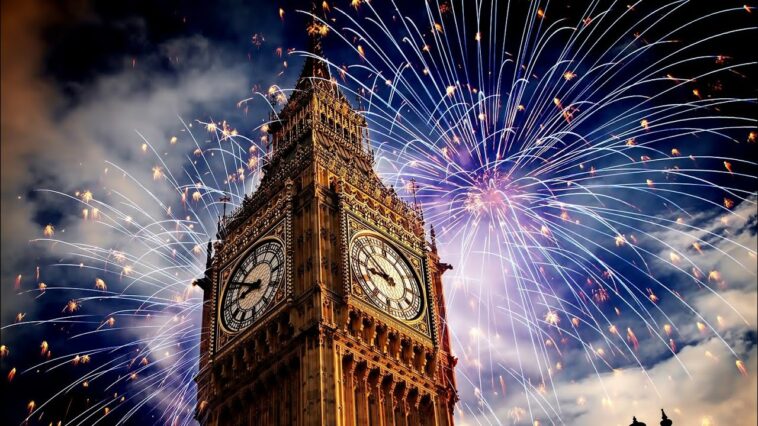 London New Years Eve Fireworks 2024 • 4K HDR