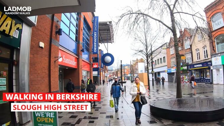 Walking in Slough High Street on a RAINY DAY | Slough Centre Walks
