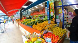 London walk Kilburn High Street Tour | UNSEEN LONDON