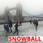 INCREDIBLE - Snowing in LONDON [ RARE EVENT ]