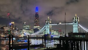 London Night Walking Tour - Relaxing night walk around City of London