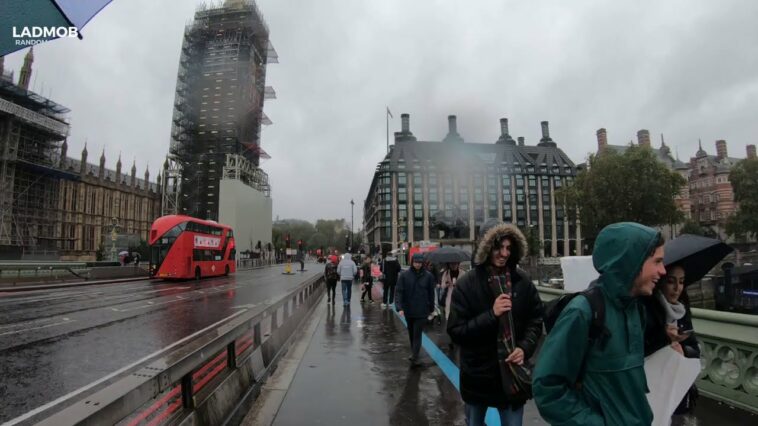 HEAVY RAIN walk from  London Eye to Big Ben | London city walks