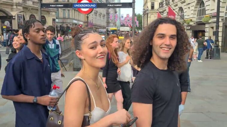 London England, Walking around the Hearth of the city 4K