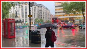 Walking in heavy RAIN in London | London Rain Walk ASMR Drops