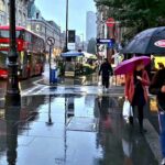 London Rain Walk: Oxford Street - Carnaby Street | London Walking Tour (4K HDR)