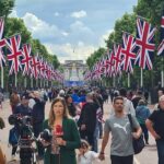 London Walk: Platinum Queen Jubilee ( looking for a streaming Spot for tomorrow )
