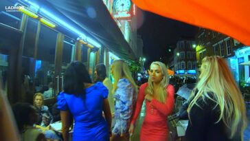Walking in Rain - Nothing Can Stop London to PARTY | West End NightLife