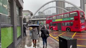 London Rain Walk - Shoreditch and Bricklane Tour