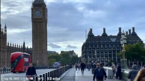 (4K HDR) London Walking Tour - Autumn Walk