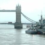 Mystical LONDON - FOGGY Early Morning Walking Tour (4K HDR)