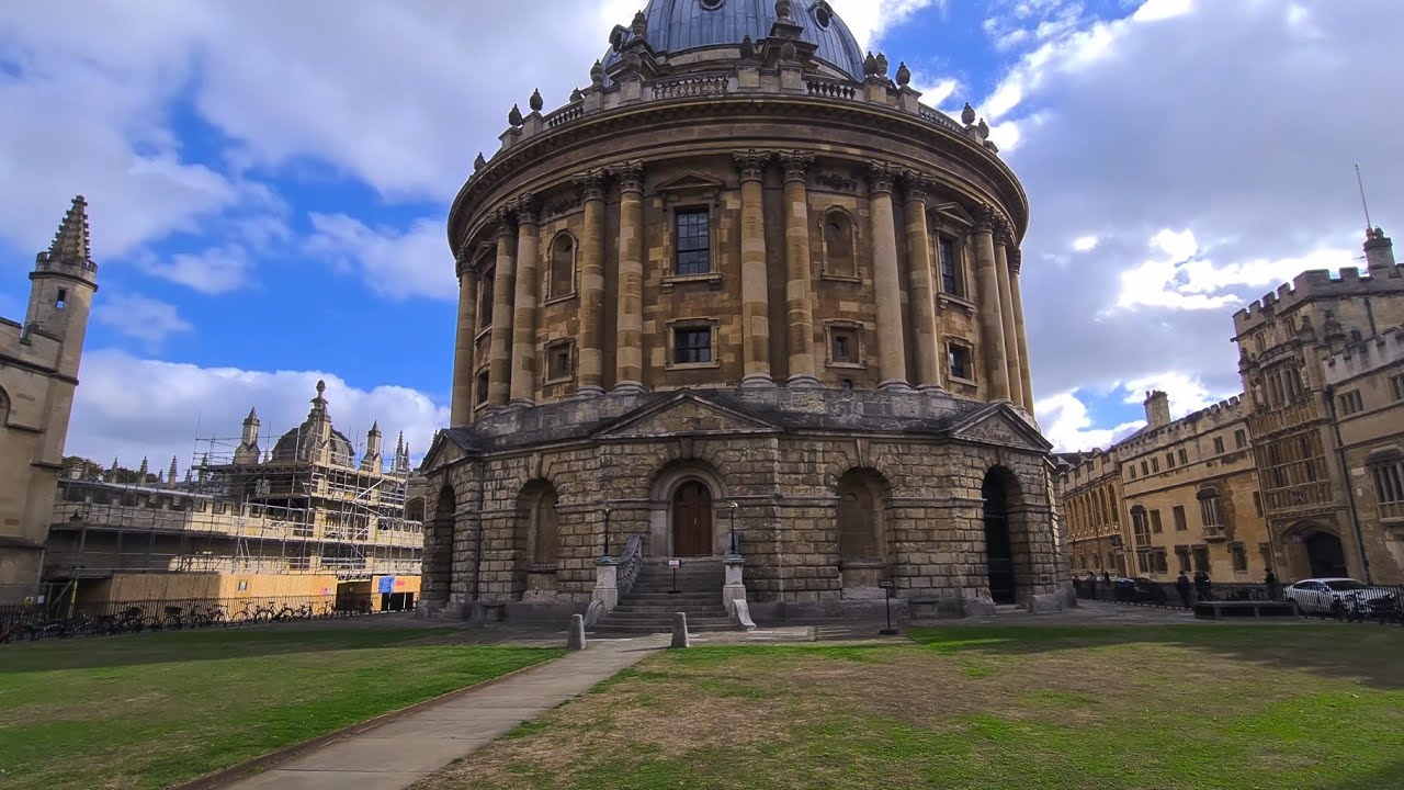 Walking in Oxford England ○ A Walk Through Oxford City Centre ○ Oxford 4k HDR Walking Tour